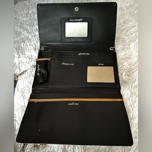 Tan & Blk Textured Leather Clutch w/Fun Interior Phrases & Button Closure - Picture 3 of 6